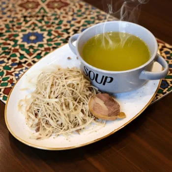 Нарын с бульоном