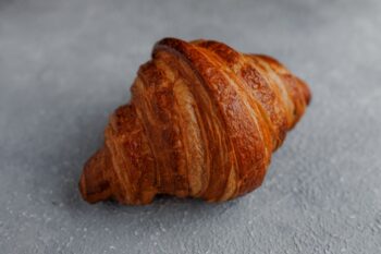 Классический круассан  — Luma bistro & bakery, Тараз