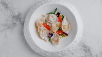 Cappellacci с лососем и креветкой, сливочным соусом и красной икрой — Luma bistro & bakery, Тараз