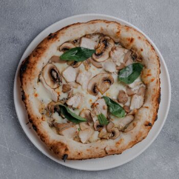Жульен с лесными грибами Napoletana — Luma bistro & bakery, Тараз