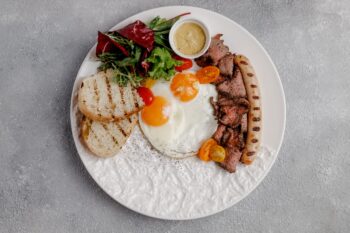 Баварский завтрак — Luma bistro & bakery, Тараз